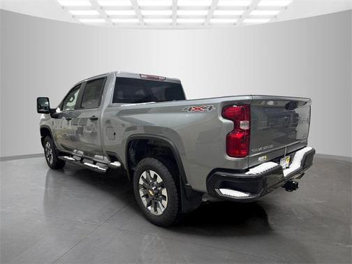2024 Chevrolet Silverado 2500 Custom