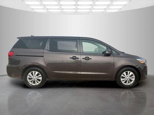 2018 Kia Sedona LX