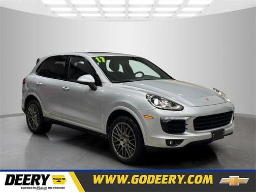 2017 Porsche Cayenne Platinum Edition