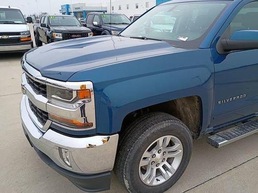 Deep Ocean Blue Metallic 2019 Chevrolet Silverado 1500 LD LT