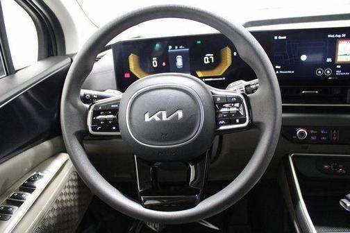 2025 Kia Carnival LX