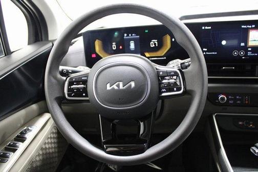 2025 Kia Carnival LX