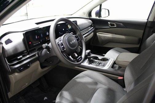 2025 Kia Carnival LX