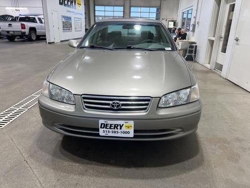 2000 Toyota Camry