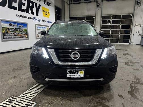2019 Nissan Pathfinder S