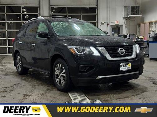 2019 Nissan Pathfinder S