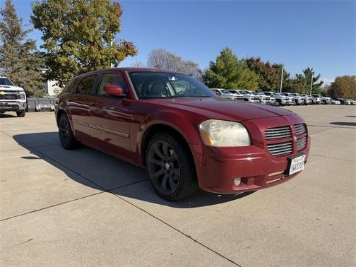 2007 Dodge Magnum Base