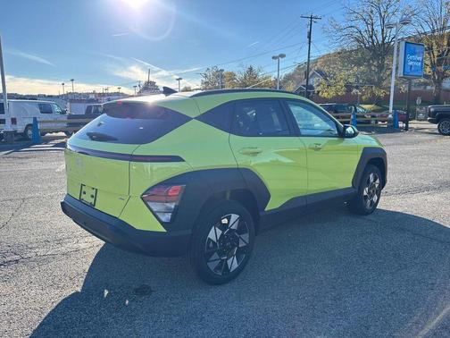 2025 Hyundai KONA SEL