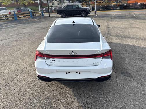 2023 Hyundai ELANTRA HEV Limited