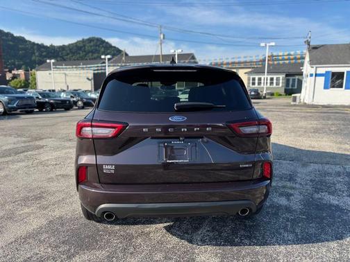 2023 Ford Escape ST-Line Elite
