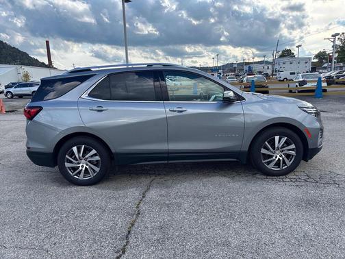 2023 Chevrolet Equinox Premier