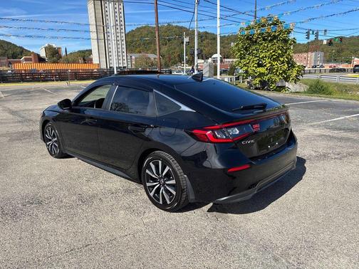 2023 Honda Civic EX-L