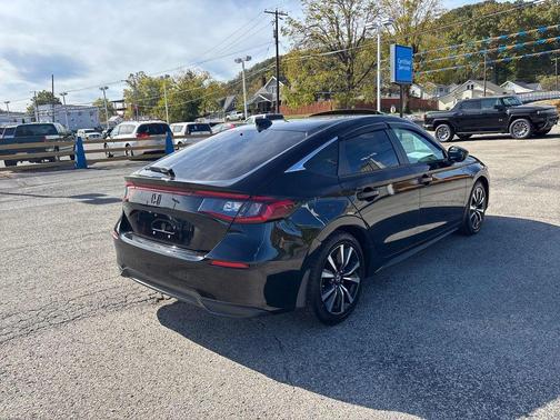 2023 Honda Civic EX-L