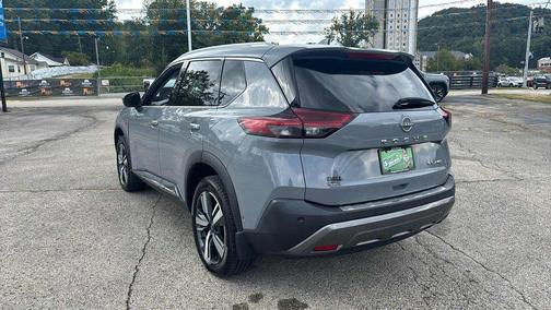 2022 Nissan Rogue SL