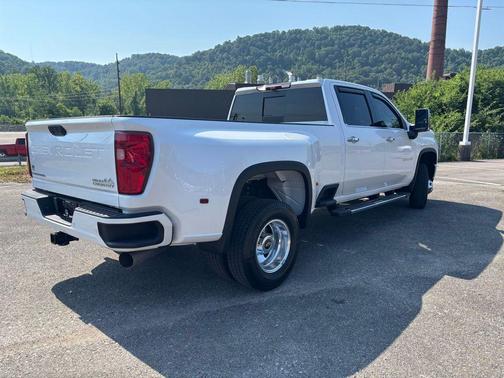 2022 Chevrolet Silverado 3500 High Country