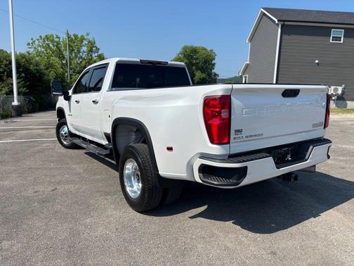 2022 Chevrolet Silverado 3500 High Country