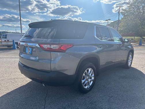 2021 Chevrolet Traverse LS