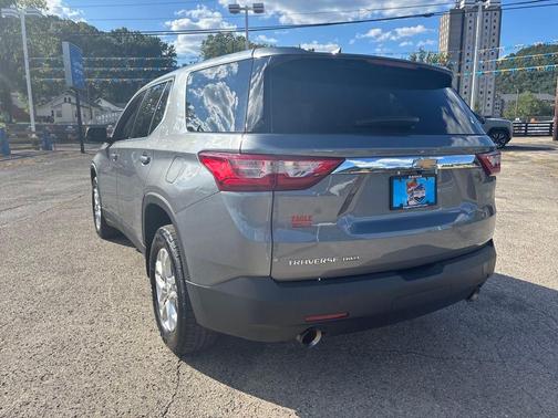 2021 Chevrolet Traverse LS