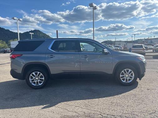 2021 Chevrolet Traverse LS