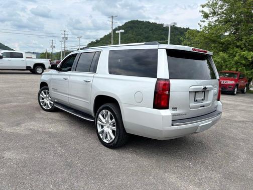 2017 Chevrolet Suburban Premier