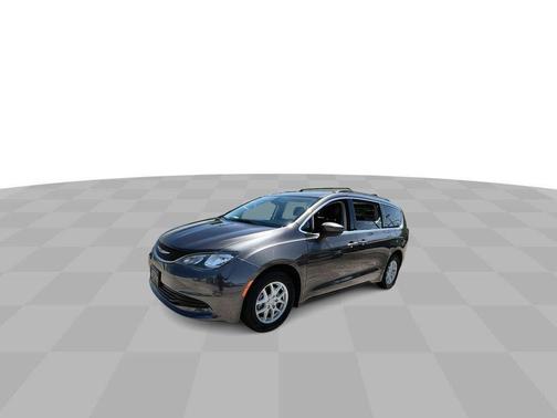 2020 Chrysler Voyager LXI