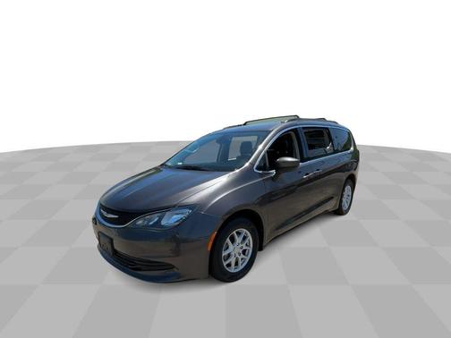 2020 Chrysler Voyager LXI