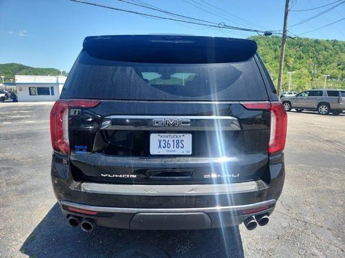 2023 GMC Yukon Denali Ultimate