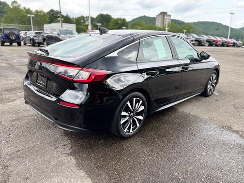 2023 Honda Civic EX-L