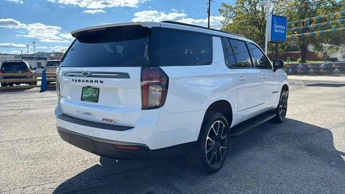 2022 Chevrolet Suburban RST