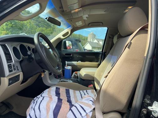 2008 Toyota Tundra Base