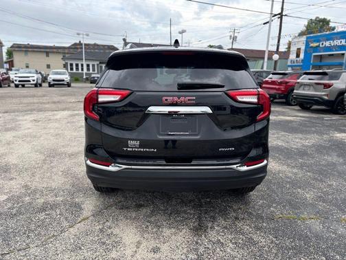 2023 GMC Terrain SLT
