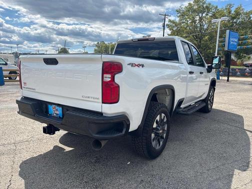 2021 Chevrolet Silverado 2500 Custom