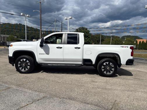 2021 Chevrolet Silverado 2500 Custom