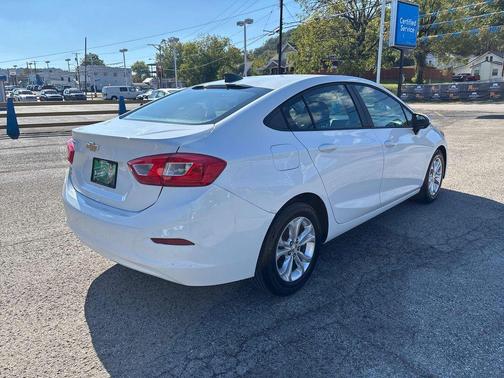 2019 Chevrolet Cruze LS