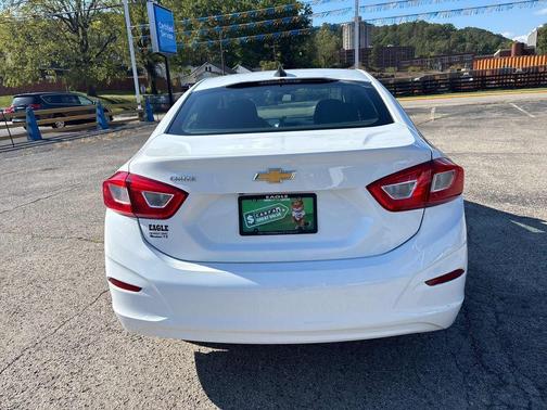 2019 Chevrolet Cruze LS