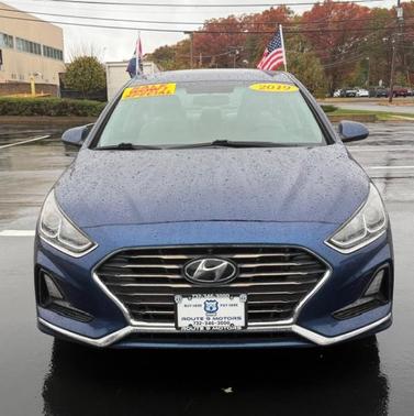 2019 Hyundai SONATA SE