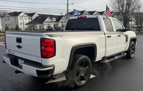 2018 Chevrolet Silverado 1500 Custom