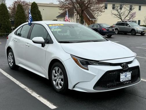 White 2022 Toyota Corolla LE