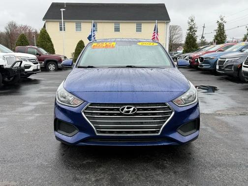 Admiral Blue 2021 Hyundai Accent SE