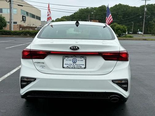 Clear White 2019 Kia Forte LXS
