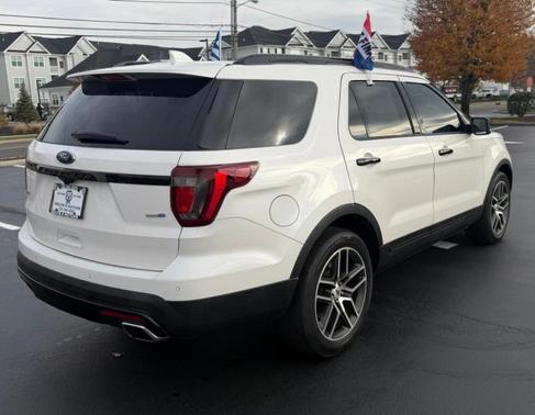 2017 Ford Explorer sport