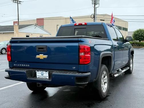 Deep Ocean Blue Metallic 2018 Chevrolet Silverado 1500 2LT