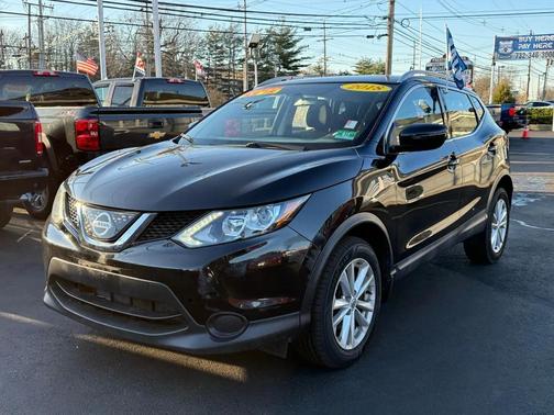 2018 Nissan Rogue Sport SV