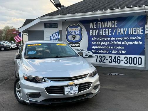 Silver Ice Metallic 2017 Chevrolet Malibu 1LS