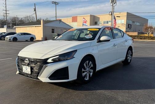 2023 Nissan Altima S FWD