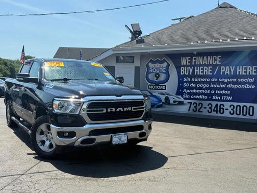 Diamond Black Crystal Pearlcoat 2019 RAM 1500 Big Horn