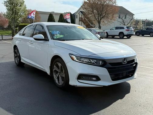 Platinum White Pearl 2019 Honda Accord EX