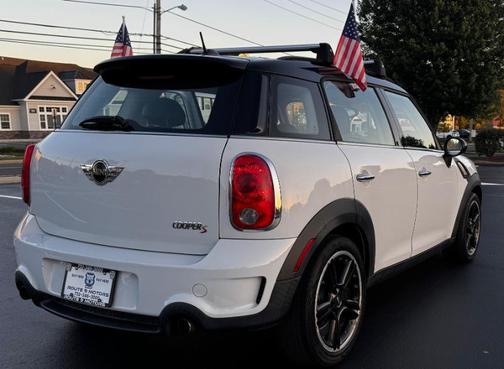 2011 MINI Cooper S Countryman Base