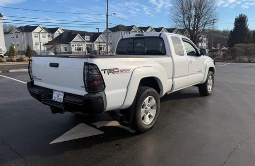 2015 Toyota Tacoma Base