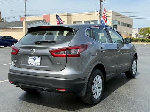 2020 Nissan Rogue Sport S